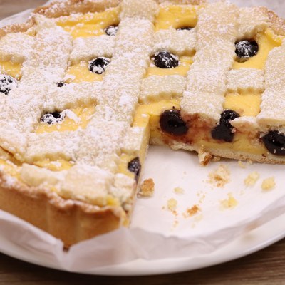 Amor Polenta Crostata crema a amarene
