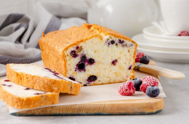 Dolce Yogo Plumcake ai frutti di bosco
